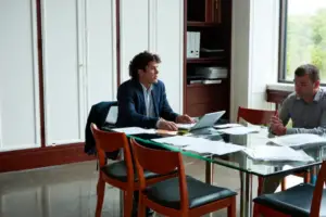 The Kirkland Conundrum: When Legal Power Becomes a Liability - According to Financial Times News, Kirkland & Ellis has implem